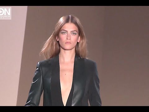 AKRIS Fall 2012 2013 Paris - Fashion Channel