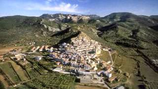 preview picture of video 'Observatorio de Aves Mas de Buñol - Valderrobres - Teruel'
