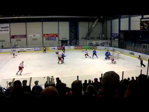 11.11.2017: HC Bobři Valašské Meziříčí - HC RT TORAX Poruba 2011 3:1