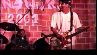 SMOKING POPES - ON THE SHOULDER (Lyrics).wmv