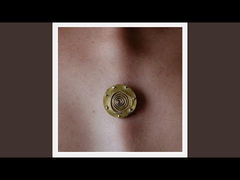 سكرول داون (feat. Deeb Amoury)