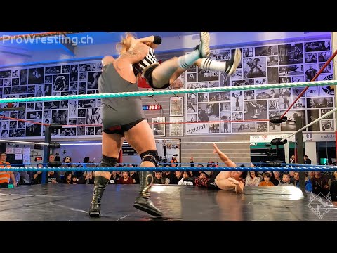 Drake Destroyer attacks Belthazar and Laura Wellings - Pro Wrestling Live Lugano XIII - 26.11.2022