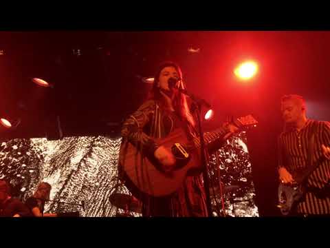 (11/17) Of Monsters and Men - Wolves Without Teeth (live in Hawai‘i)