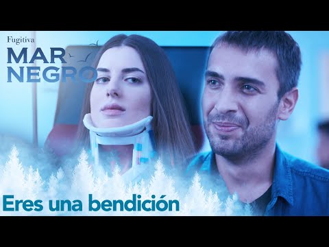 Tahir agradece a Mercan - Mar Negro Capítulo 86 | Fugitiva