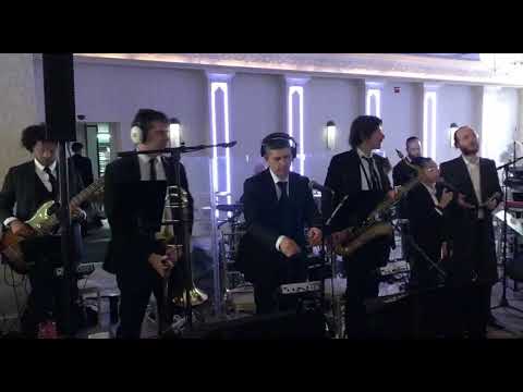 Wonder Boy Shulem Brodt Singing "Shma" With Menachem Moshkowitz & Orchestra