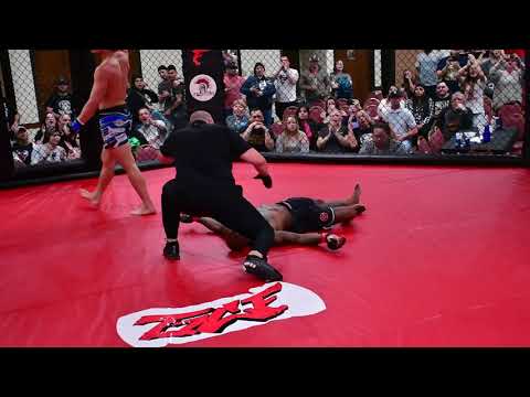 GCF 8 TJ Brown's Head Kick KO of Edwin Williams jr. (Graphic Knock Out)