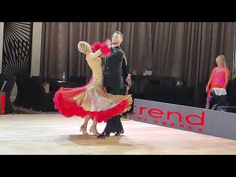 Elegant Foxtrot Dance to Petite Fleur (Sidney Bechet) - Trumpet Cover