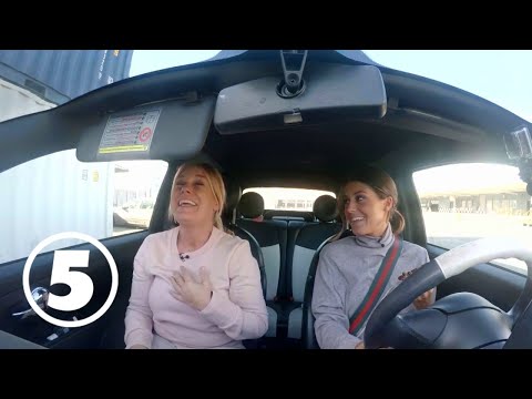 Wahlgrens värld | Var är kopplingen och var är gasen?! Bianca Ingrosso övningskör