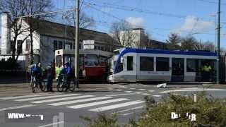 preview picture of video 'Twee trams botsen op elkaar in Delft Rijswijk'