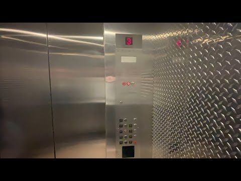 Westinghouse Hydraulic Service Elevators @ PNC Center - Indianapolis, IN