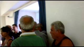 preview picture of video 'Taurisano-Consiglio Comunale del 13/07/2012 - Cittadini incazzati!'