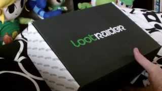 preview picture of video 'Lootraider Unboxing Dezember 2014 | Gameboy'