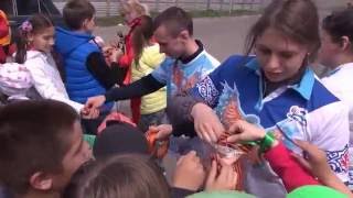 Детский праздник. Георгиевская ленточка.