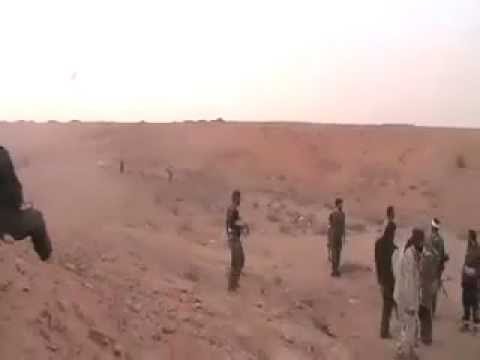 اشتباكات بين كتيبة عباد الرحمن وقوات النظام المتواجدين في كتيبة المدفعية في الميادين