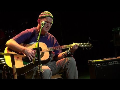 DUBMASTER T- Live @ GEBOUW T 2014 / Niderland