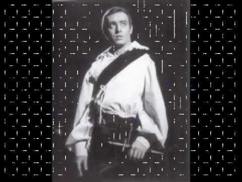 Giacomo Aragall - Salut Demeure Chaste e Pure from Faust (Gounod)