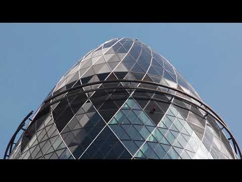 30 St Mary Axe by Foster + Partners