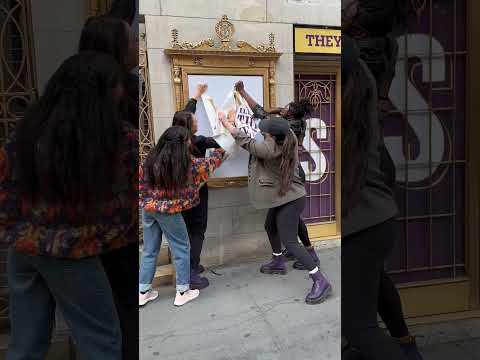 Play video