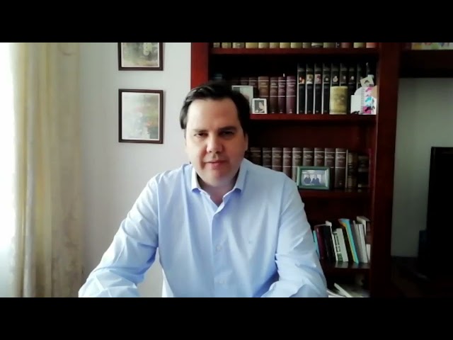 Vídeo relacionado con Donde están los eternos: Edición bilingüe: 62 (Los Versos de Cordelia)