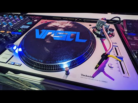 Unboxing Technics SL1200MK7 Silver (+Comparison to MK2)