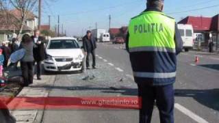 preview picture of video 'Doua masini accidentate la Iclod'