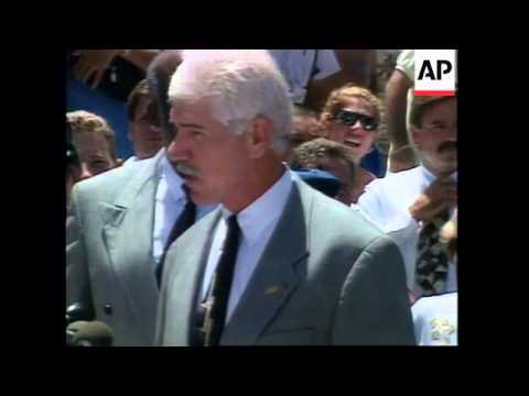 USA: MIAMI: REACTION TO ANDREW CUNANAN'S SUICIDE UPDATE (1)