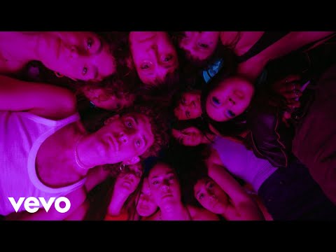 Assurditè - Moovitè (Official Video)