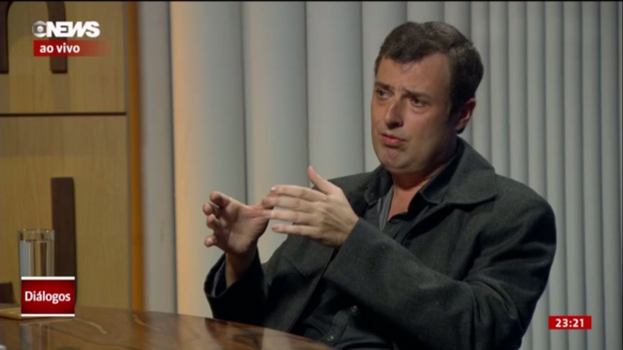 Luiz Bernardo Pericás fala sobre Caio Prado Jr. no Diálogos com Mario Sergio Conti