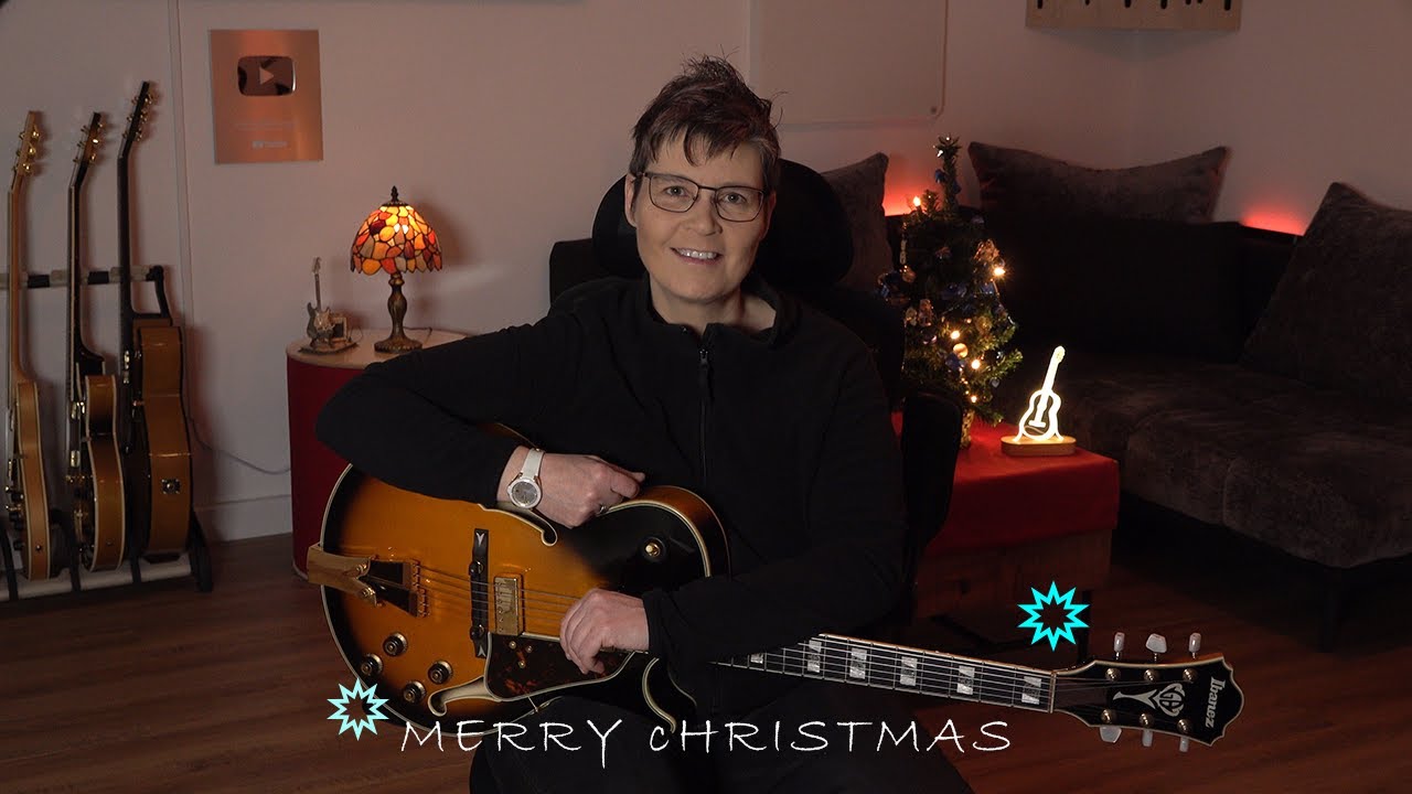 Merry Christmas, jazz bees, and a song from my childhood