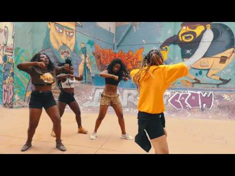 Toopiti feat Hiya & Manss