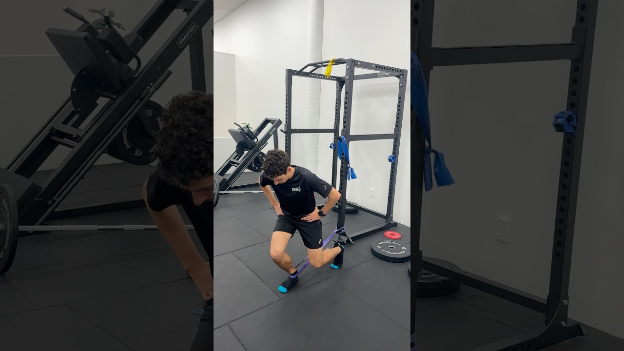 Ankle Banded Mobility Lunge - YouTube