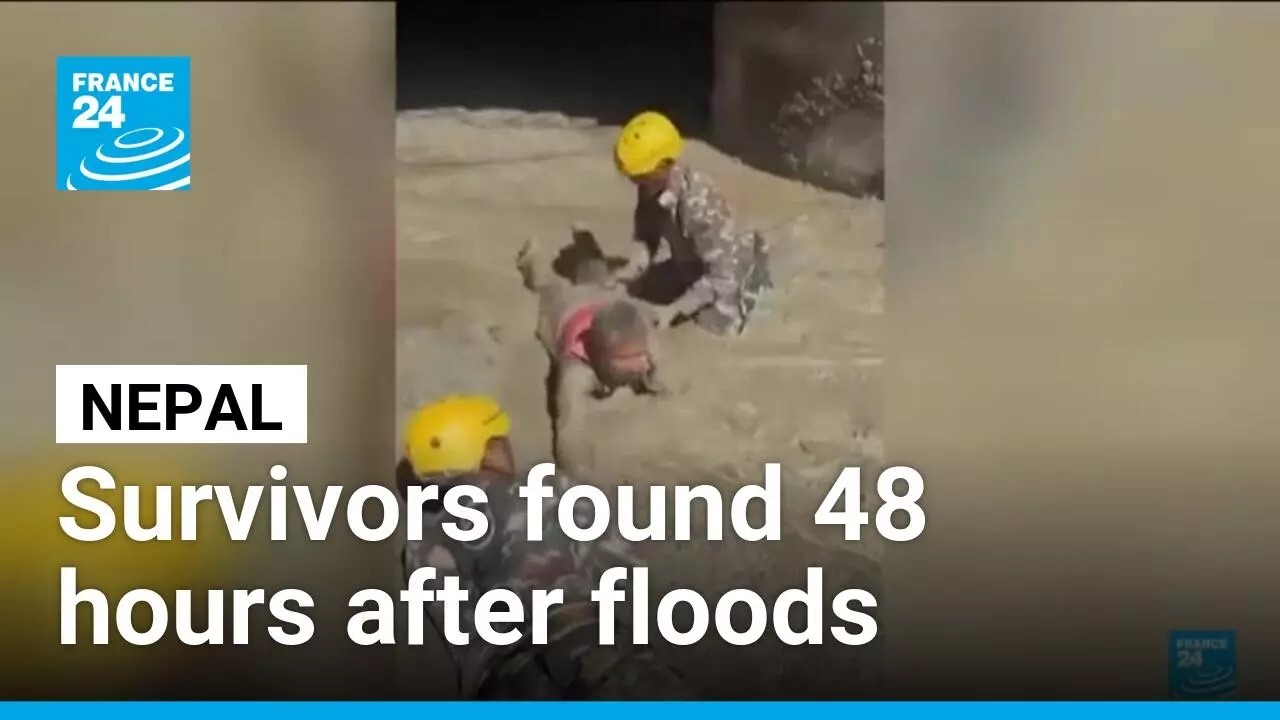 Nepal flood survivors rescued from hydropower tunnel • FRANCE 24 English