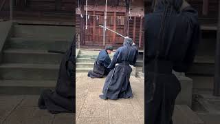 Download lagu Japanese one on one sword fight #swordfighting #samurai #japaneseculture mp3 Download lagu Japanese one on one sword fight #swordfighting #samurai #japaneseculture mp3