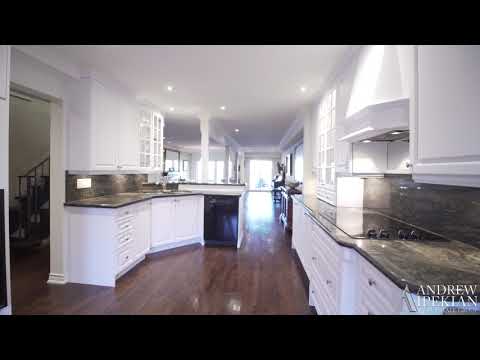 127 Lakeshore Drive