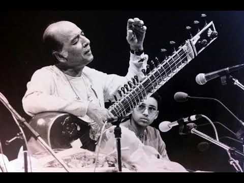 Raga Dogaha (Jog Tilang) ~ Ustad Vilayat Khan ~ Sawai Gandharva Music Festival, Pune (2002) — वीडियो थंबनेल