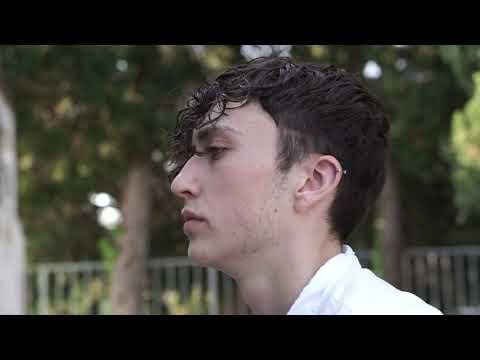 ＨＡＣＨＩＫＯ / ᴛᴀᴢᴢ (ᴇʟ ɴɪñᴏ ʀɪᴠᴀʟᴅᴏ)