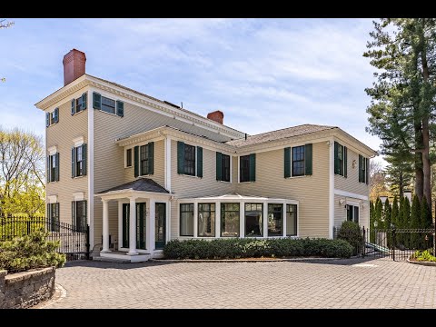 Newburyport Luxury Home For Sale - 18 Toppans Lane - Bentley's Real Estate