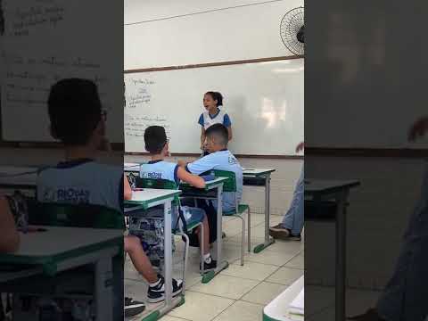 Maria Marçal | Louvei ao Senhor na sala de aula 🎵🎤❤️‍🔥 #shorts