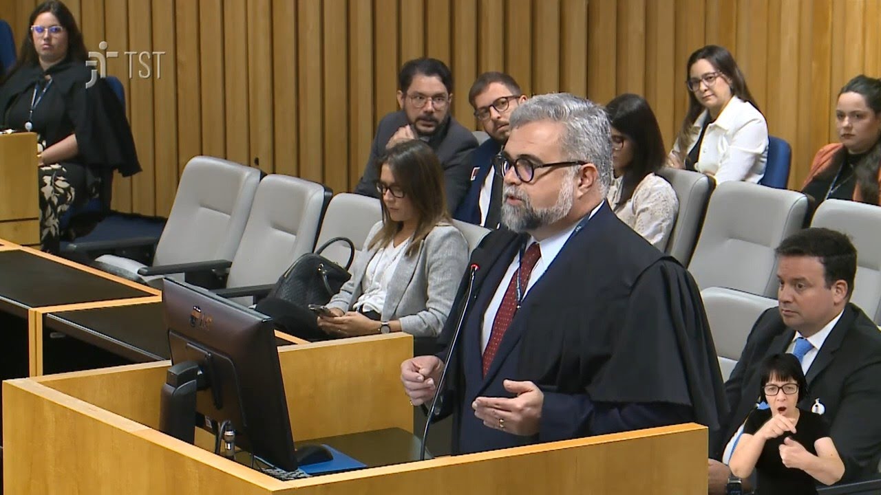 Discussão acerca de gratuidade de justiça em processo do Clube de Regatas Vasco da Gama