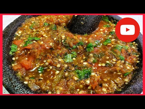 CHILE VERDE EN EL MOLCAJETE | CHILE VERDE MARTAJADO CHILE VERDE DE MOLCAJETE