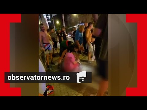 Tineri înjunghiaţi pe stradă, în Bacău, după o şicanare în trafic. Un martor a filmat scenele