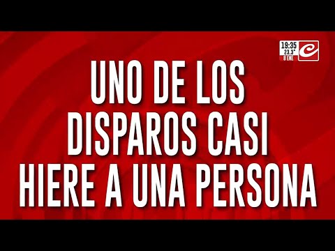 Persecución, choque y tiroteo: un delincuente intentó atropellar a un policía