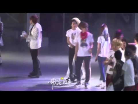 YoonHae Moment #69 - 2013 SMT Beijing & Tokyo