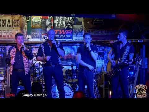 'Cagey Strings' live aus dem Rattlesnake Saloon