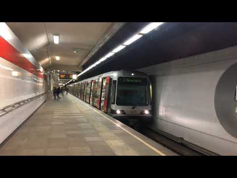 [4K] RET 3x SG2/1 halteert als Metro B in Rotterdam Blaak!