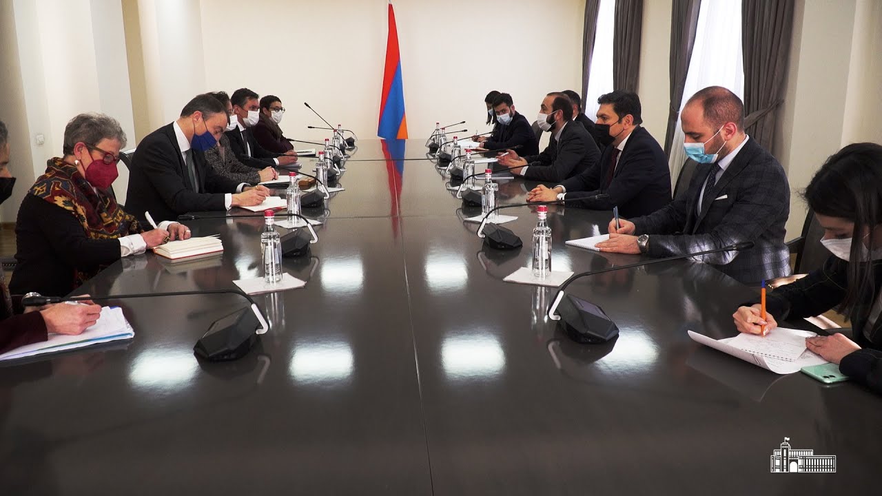 XİN başçısı Aİ nümayəndə heyəti ilə görüşdə Minsk Qrupu həmsədrlərinin mandatı çərçivəsində DQ münaqişəsinin həlli üzrə danışıqların bərpasının vacibliyini vurğulayıb