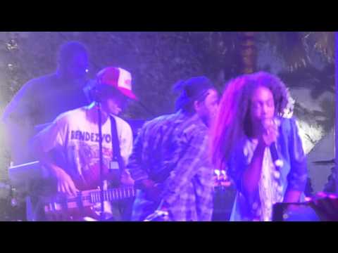 SZA (w/ Kendrick Lamar) - Babylon (Coachella Festival, Indio CA 4/23/16)