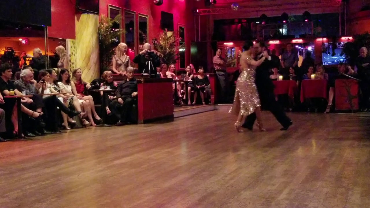 Carlos & Maureen Urrego - performance at Alberto's on October 14, 2018 (2 of 3)