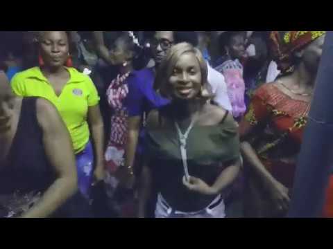 Fête Des Mères A Akyékoi Avec Yapo Samuel - Moulé Sebastien