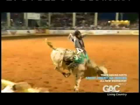 Jimmy Anderson rides in Lovington, NM Xtreme Bulls